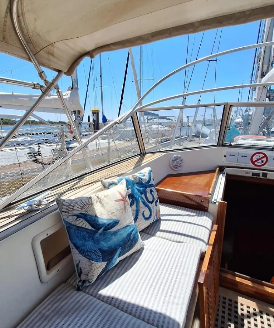 Velero Vagamares En Punta Umbria Hotel 0*,