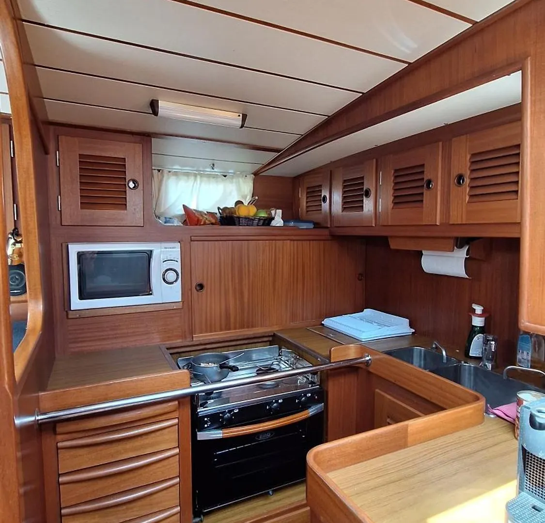 Botel Velero Vagamares En Punta Umbria Hotel Spain
